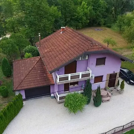 Emrah River Villa *