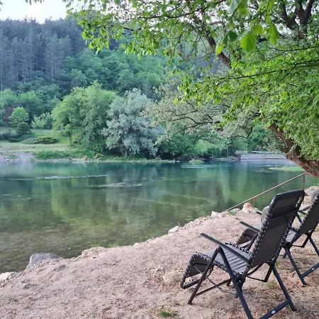 Emrah River Βίλα Bihać