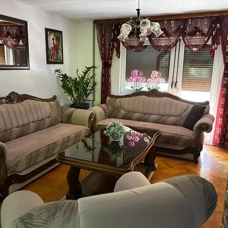Villa Emrah River *