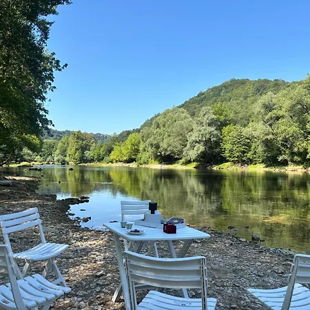 Emrah River 빌라
